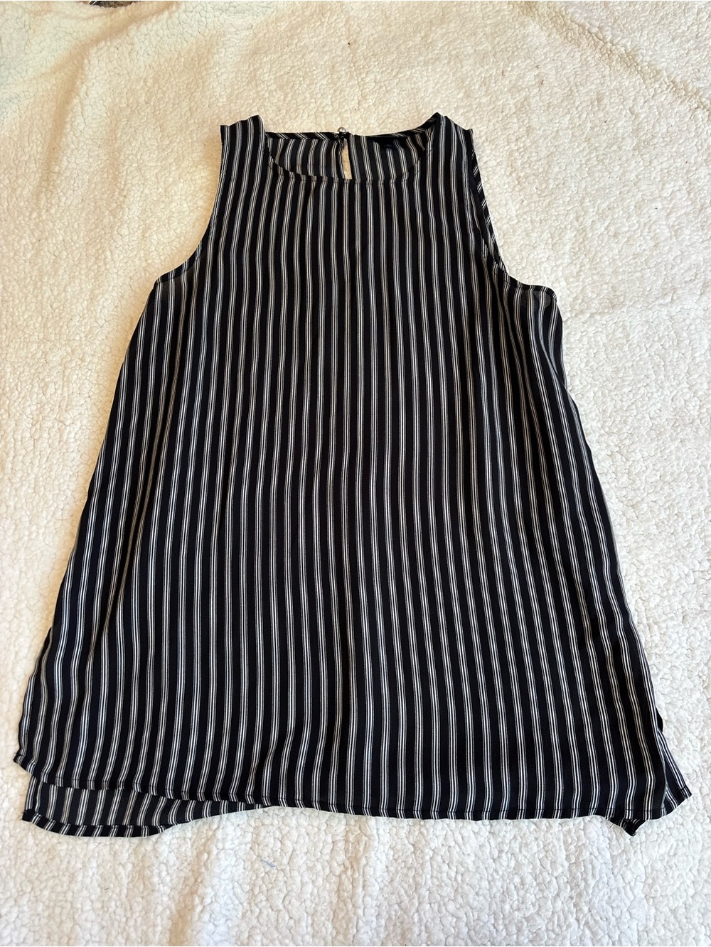 Sleeveless Who What Wear Black and White Striped Tank Top Small